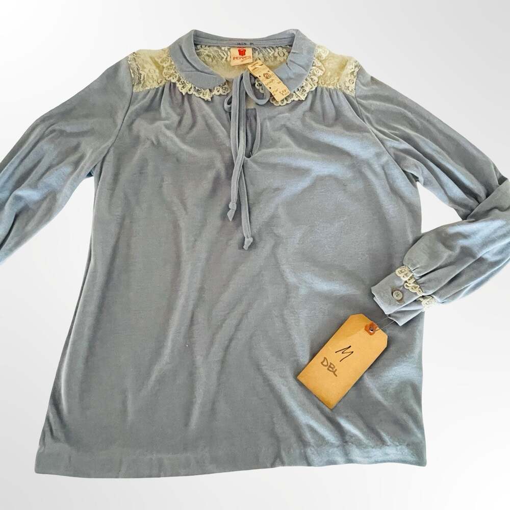 Red Pepper Vintage Blue Knit Blouse with Lace Collar and Tie - Picture 5 of 8